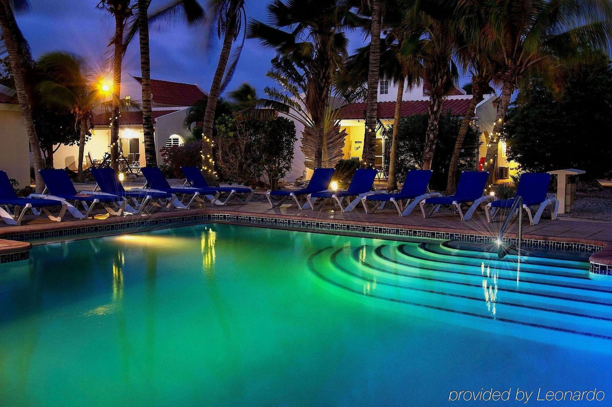 Hamlet Oasis Resort クラレンダイク エクステリア 写真